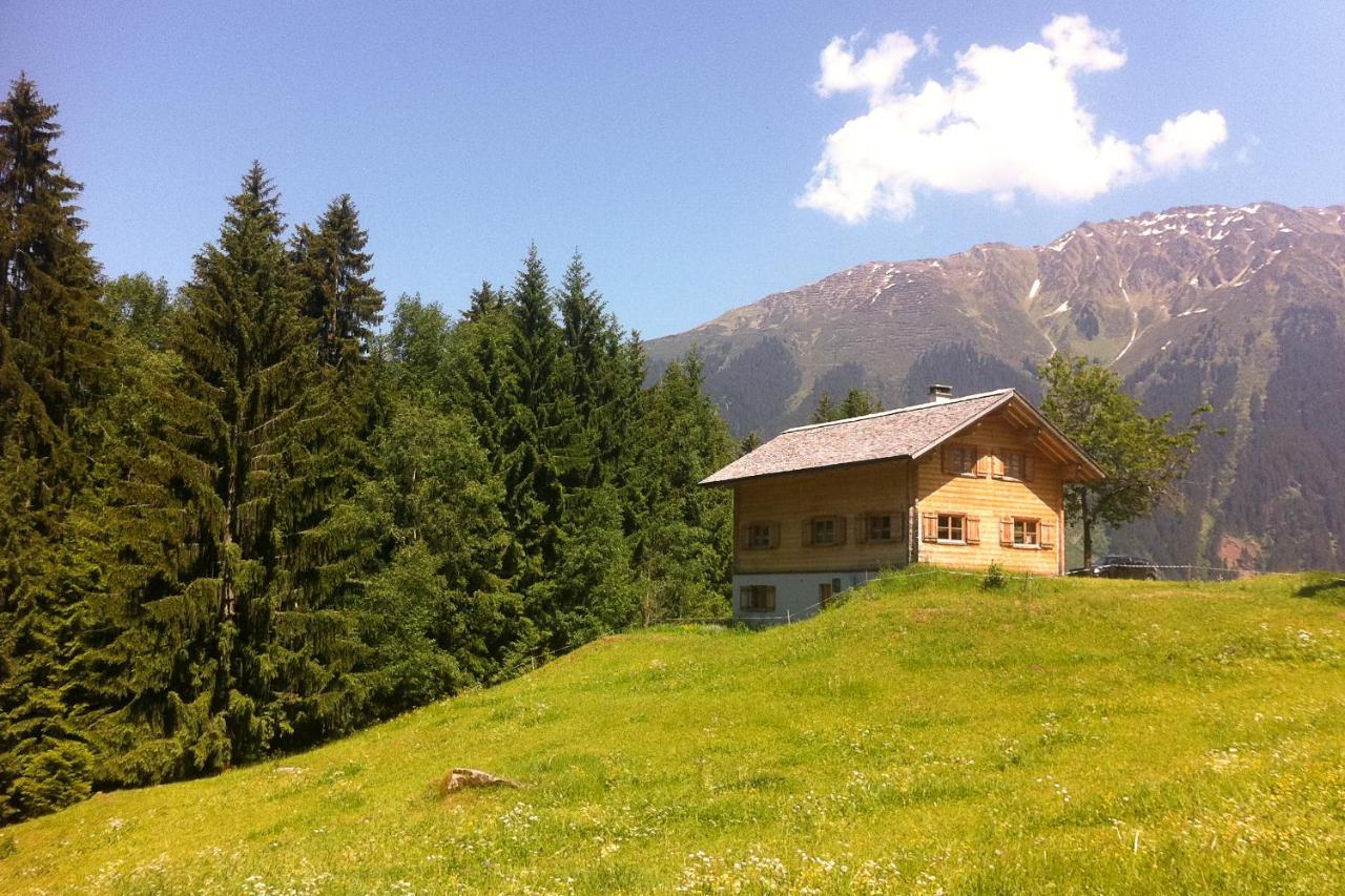 Villa AlpenApart Montafon - Bitschweil Hüsle Schruns Zimmer foto